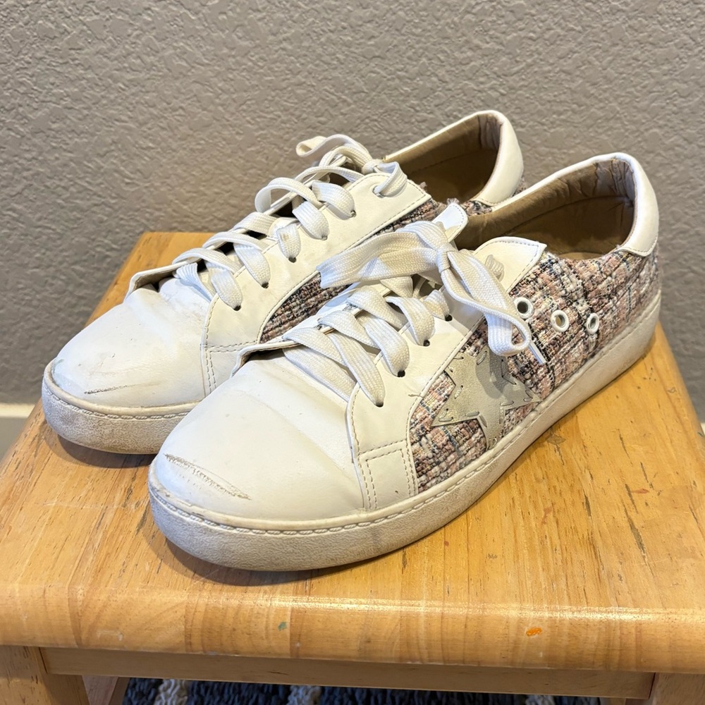 women’s shoes